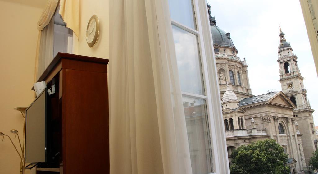 Classic * Budapest